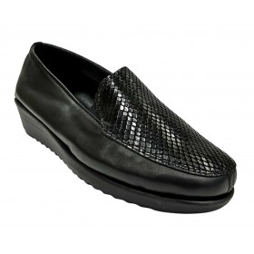 Leyland 01 4100 Negro, Mocasín de mujer, piel, grabada pala en charol con cuña