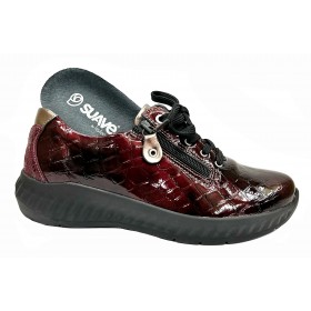 SUAVE 71 3758 Grenat Burgundy, horma ancha, piel charol, velcro, cremallera, plantilla extraíble y piso de goma con cuña